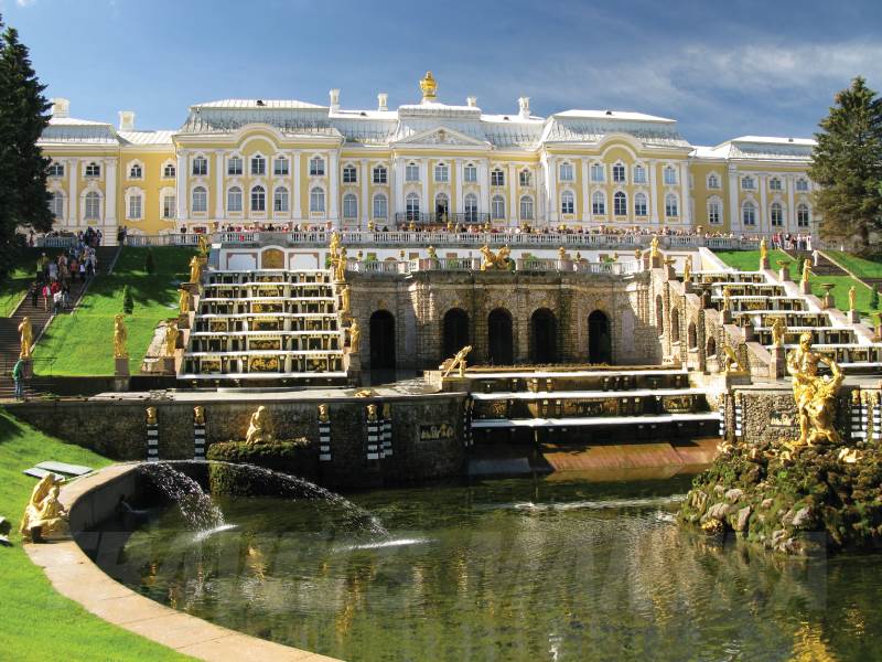 Peterhof-Palace.jpg_web