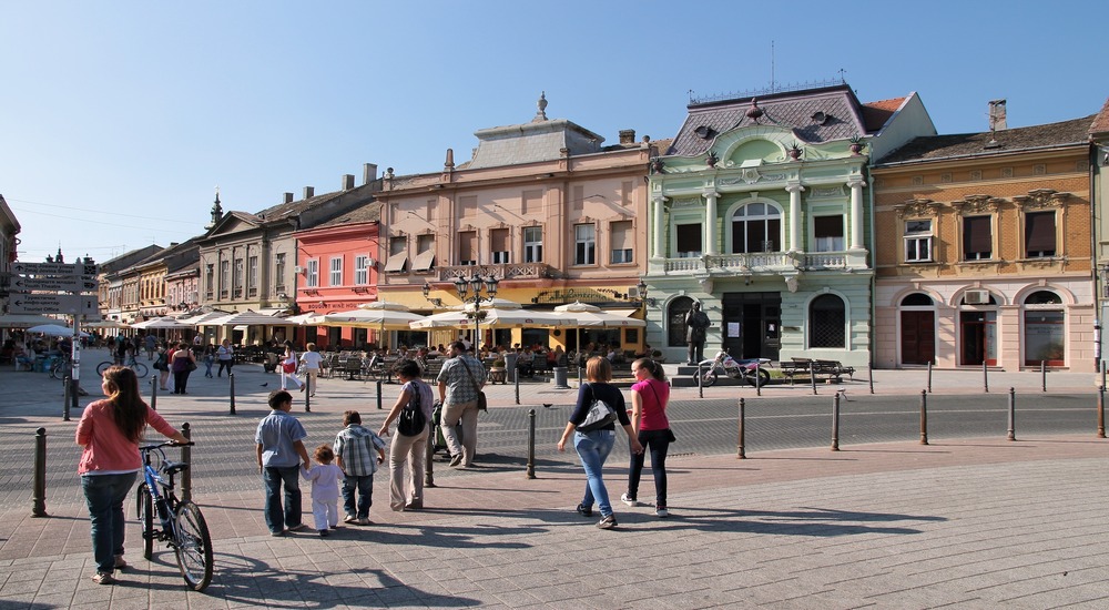 Pedestrian area of Novi Sad Tour