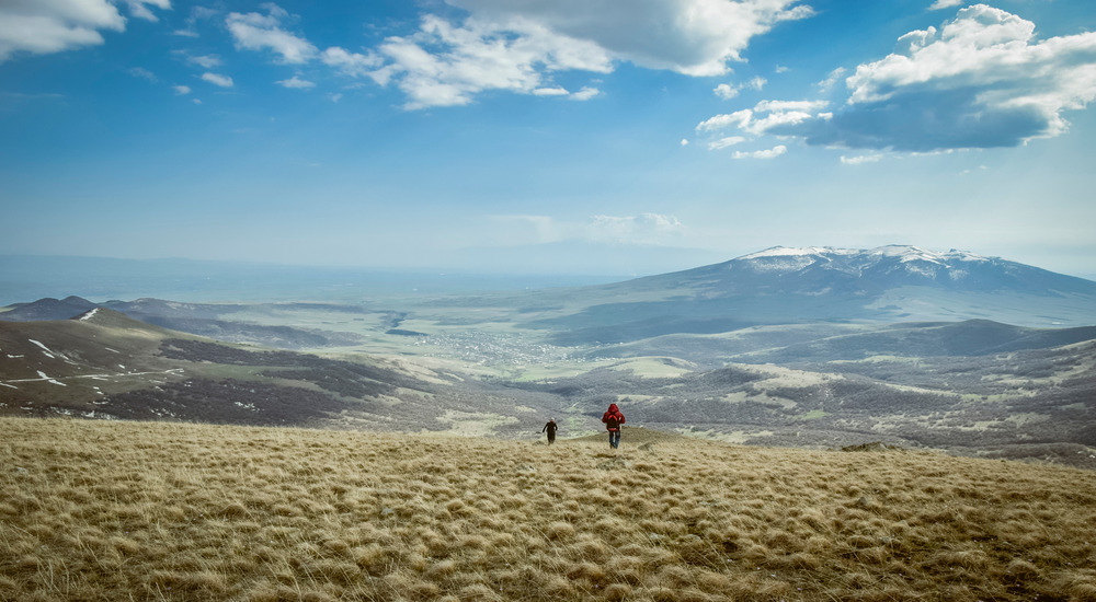 Teghenis Mountains Tour
